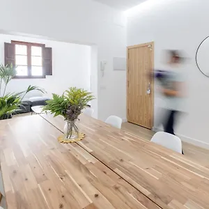 https://piso-de-lujo-en-tenerife-la-cochera.tenerifehoteles.net